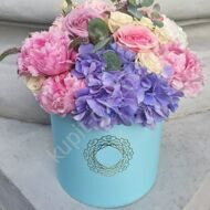 Hat Box with hydrangea